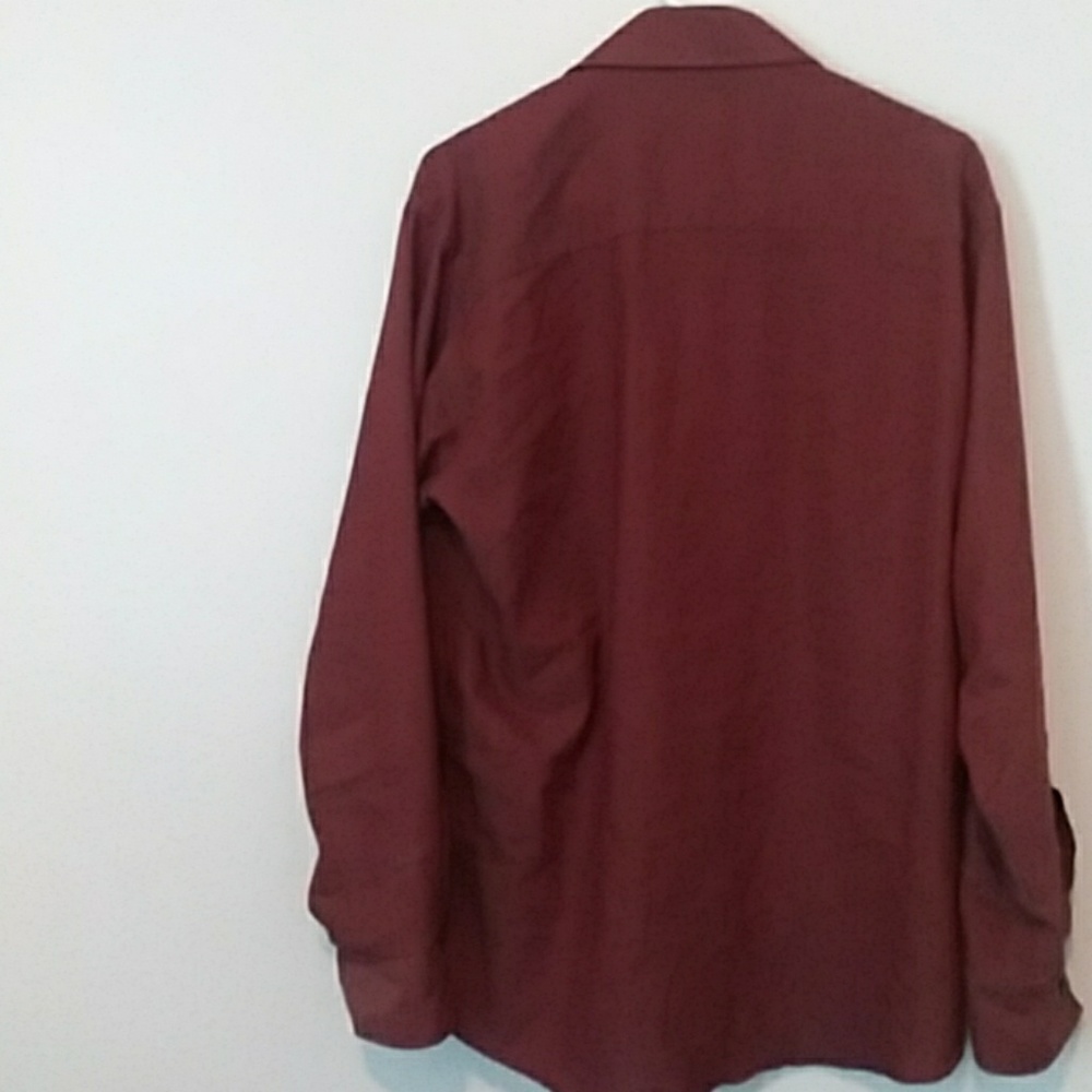 Button Up - Picture 2 of 3